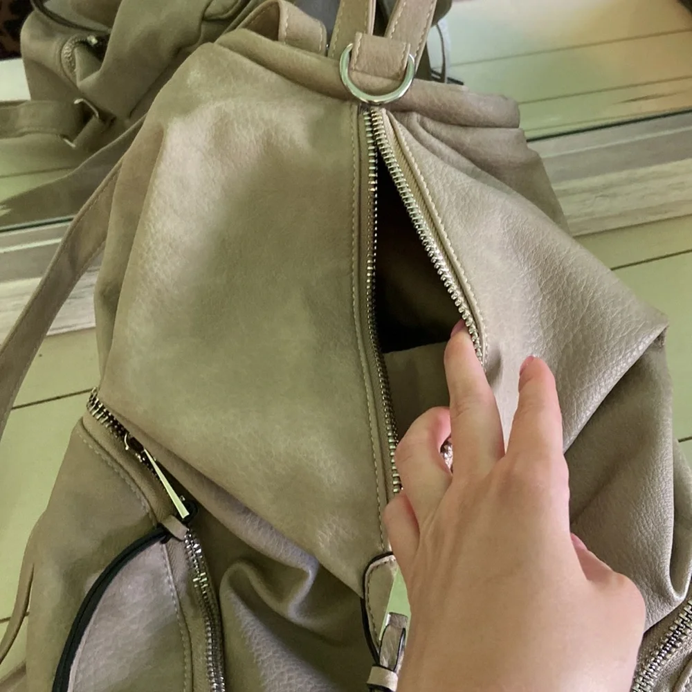 Leather Backpack - Picture 5 of 5